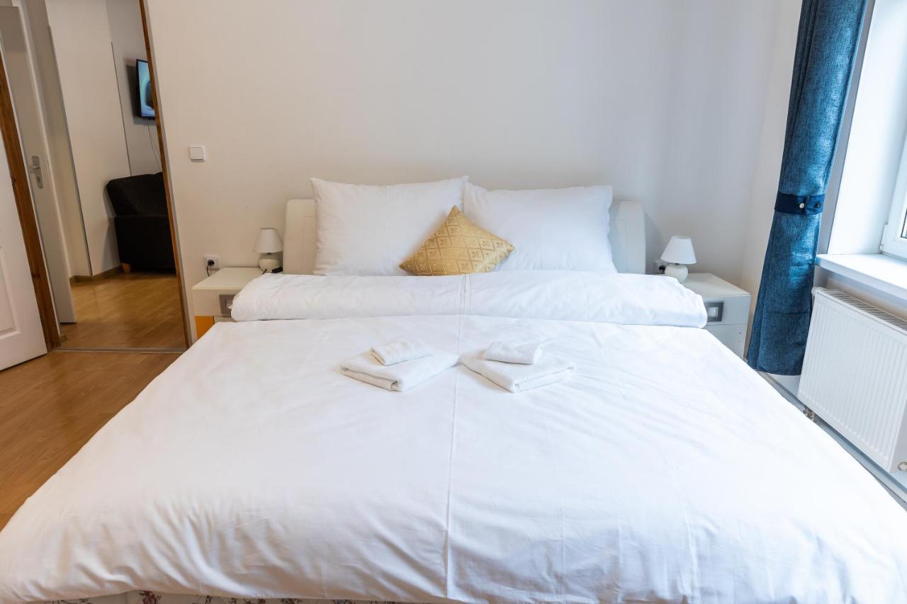 Lukas Apartments Яхимов Экстерьер фото